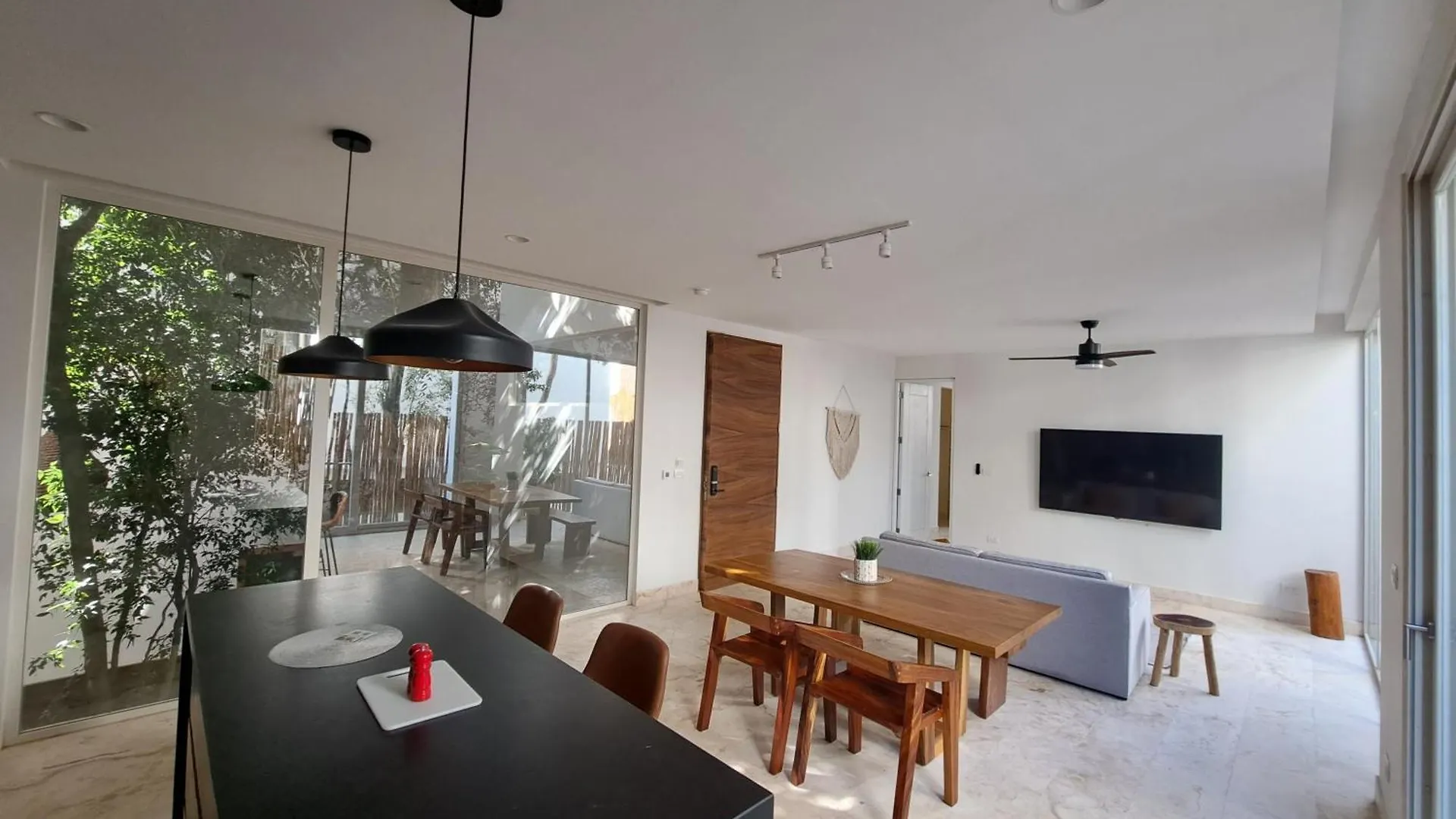 Vita Tulum Aparthotel